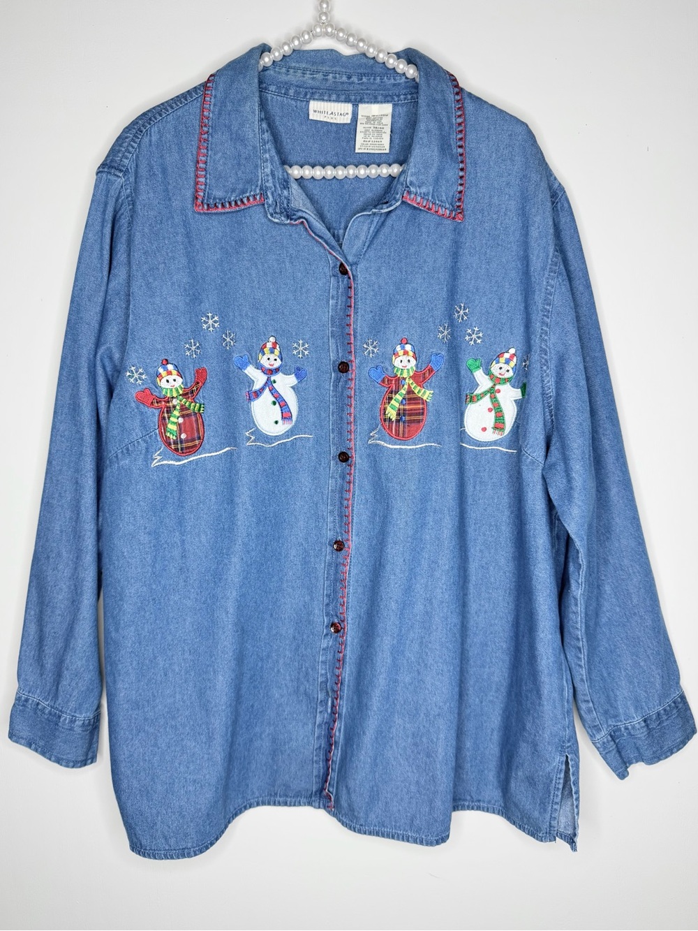 Vintage White Stag Blue Denim Long Sleeve Button-Down Shirt Snowman Motif